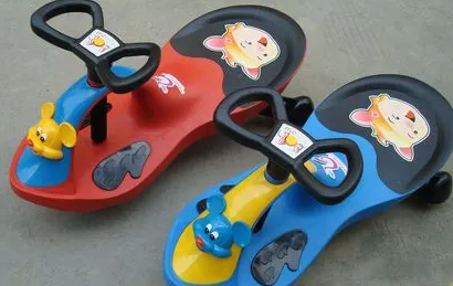 扭扭车重的好还是轻的好2