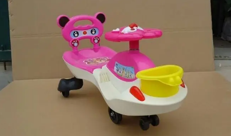 扭扭车重的好还是轻的好1